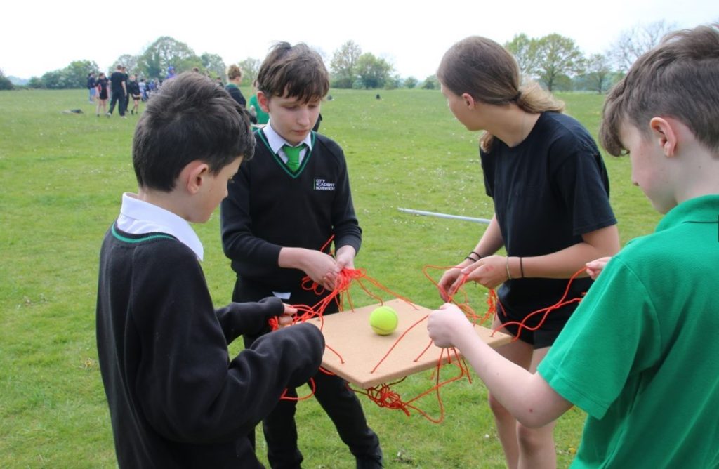 You are currently viewing Year 7 – 8 Team Work Challenge